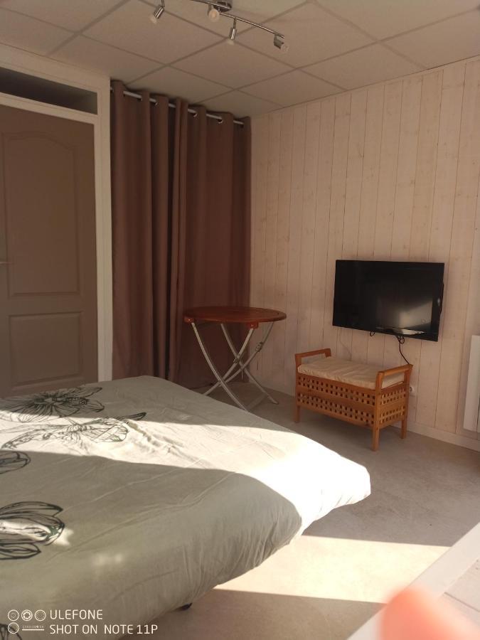 Apartment Centre *